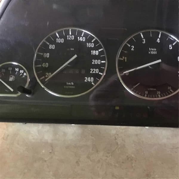Bil Hastighetsmätare Skydd Ram Trim Instrumentbräda Mätarring Set för E32 / E34 Modeller