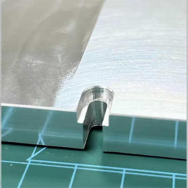 Voron Trident 2.4 -rakennusalusta, valettu alumiininen kuumennusalusta