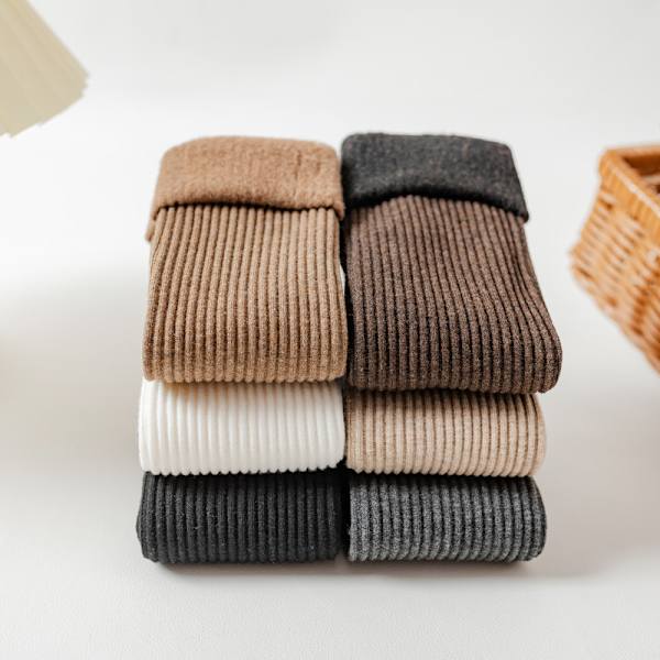6 par 6 färger nya vinterstrumpor Barn medium strumpor plysch snöstrumpor Japanska rullade fållar strumpor Dam cashmere varma strumpor