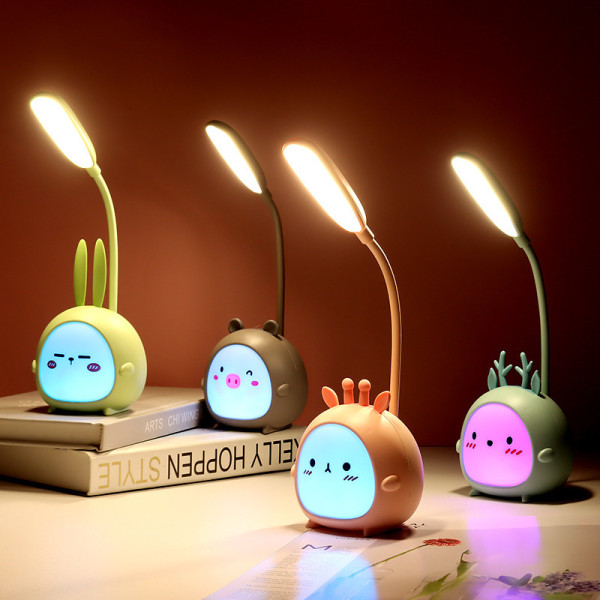 Bärbar LED-bordslampa hopfällbar lampa söt tecknad skrivbordslampa grön hjort