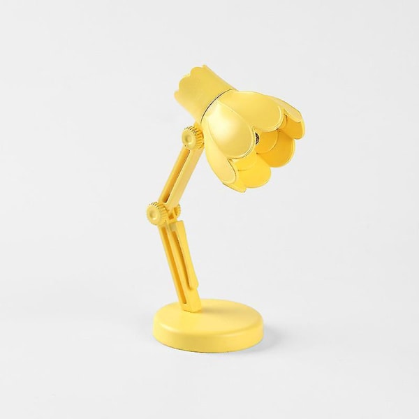 2st Mini Liten Bordslampa Led Vikbar Bärbar Liten Nattlampa Magnetsug Varmfärg Ögonskydd Läsbordslampa med klämma 09B-yellow