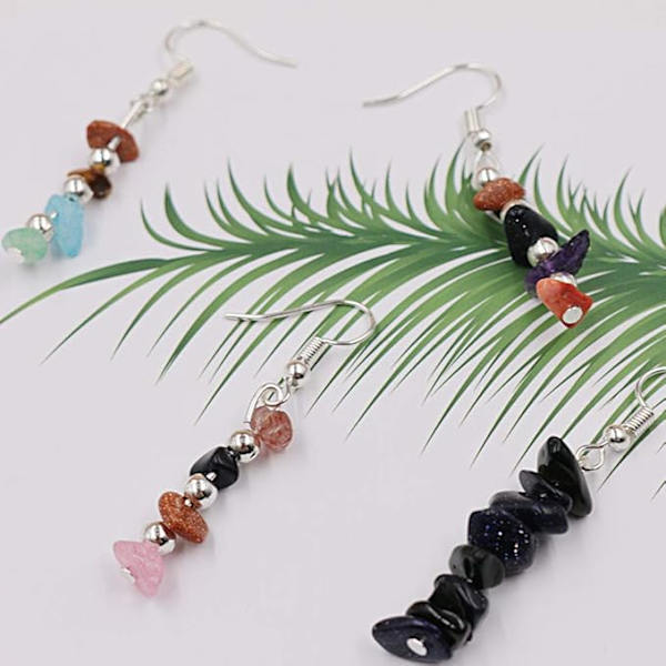24 Färgade Ädelstens Pärlor Naturliga Stenar Chip Pärla Oregelbunden Forma Pärla Kvarts Kristall Sten för DIY Örhänge Armband Halsband Tillverkning