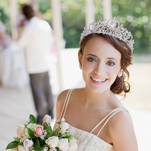 Silver Crystal Tiara Kronor För Kvinnor Flickor Elegant Princess Crown Med Kammar Tiaror