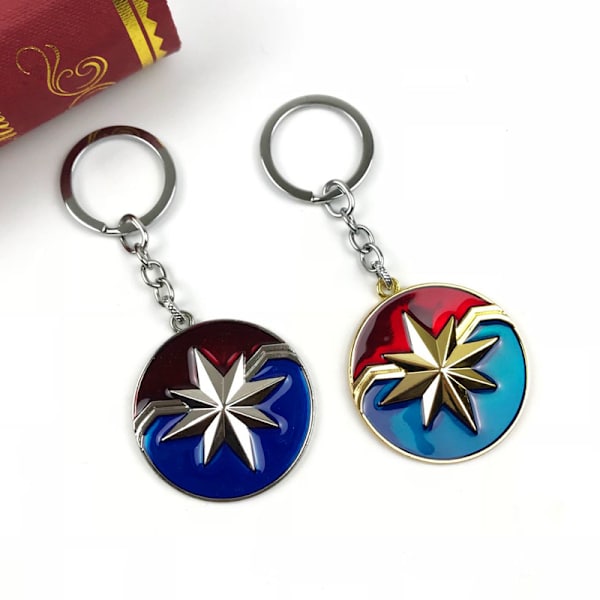 2 stk. Marvel Logo Metal Nøglering Avengers Captain Nøglering Guld+Sølv