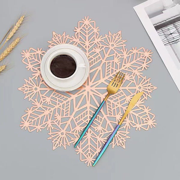 6 stycken snöflinga matta PVC guld stämpling silver ihålig mattor värmeisolering mattor grossist gränsöverskridande guld + silver