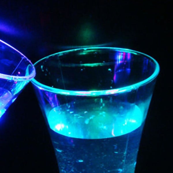 500ml Led Glödande Ljus Upp-koppar Öl Whiskyglas Långsamt blinkande färgskiftande kopp Lätt glasmugg för dekoration av bröllopsfest