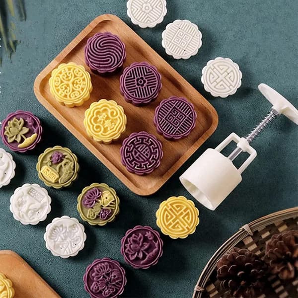 Månekakeform Presser, 4 stk. Bakeform Håndpressesett Med 12 stk. Former Til Baking Kaker Kjeks Desserter