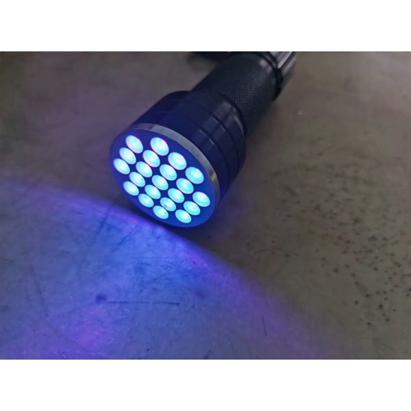 21LED UV Lilla Lys Lommelykt Skorpion Lampe UV Lampe Tørr Inspeksjon Lommelykt