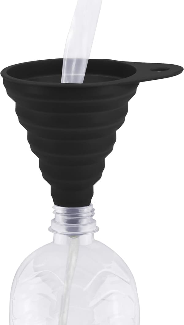 Hopfällbar silikontratt (ca 11*11*1,5cm) svart
