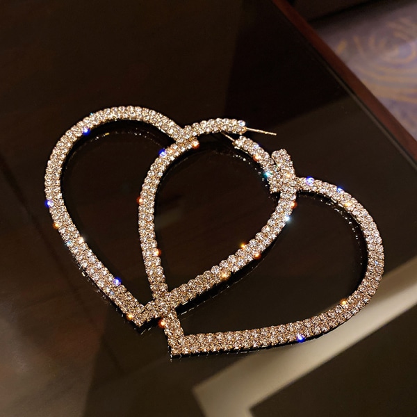 925 silver nål överdrivna diamant hjärtformade örhängen fashionabla temperament örhängen enkla personliga örhängen