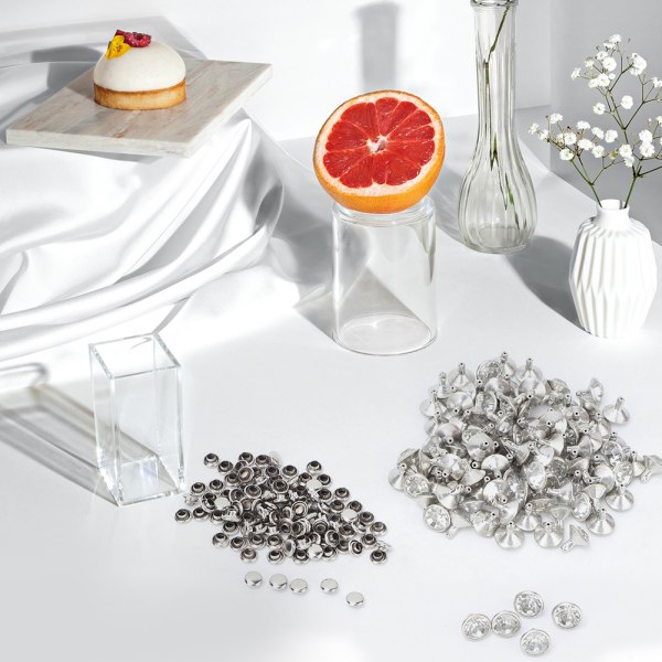 Metallnagler for dekorasjon - 100 stk, 10 mm, sølvkant med hvit krystall
