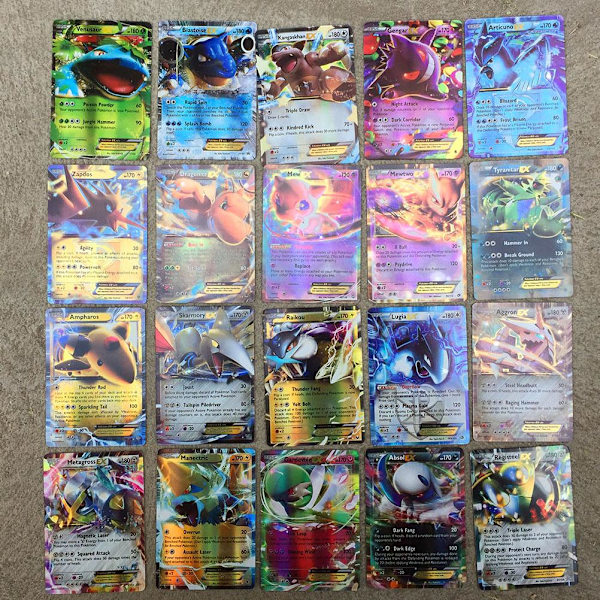 100 st Cartoon Game Card Set TCG Style Card för barn