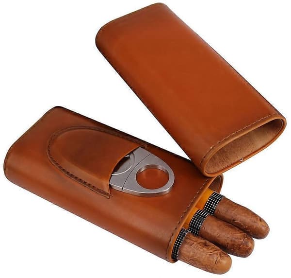3-Finger Cigar Case in Brown Leather, Cedar-Lined Cigar Humidor