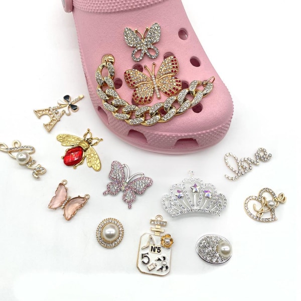 14 kpl 3D-kengän sandaalikoristeita (perhonen tekojalokivi), kenkäkorut, söpöt kenkäkoristeet puukengät Kengät Sandaali rannekoru DIY