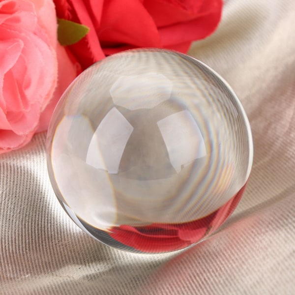 Läpinäkyvä kvartsikristallipallo puisella jalustalla - kodinsisustus (1 kpl, 50 mm)