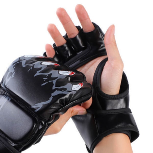 Boxningshandskar Svart Tigerklo Design Tjockare Läder Latex Foder Halvfinger Boxningshandskar för Träning