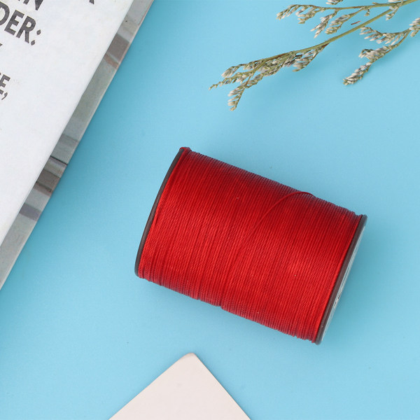 Crafters' Choice: Håndlaget 0,45 mm vokssnor i lær - 160 m per rull Red