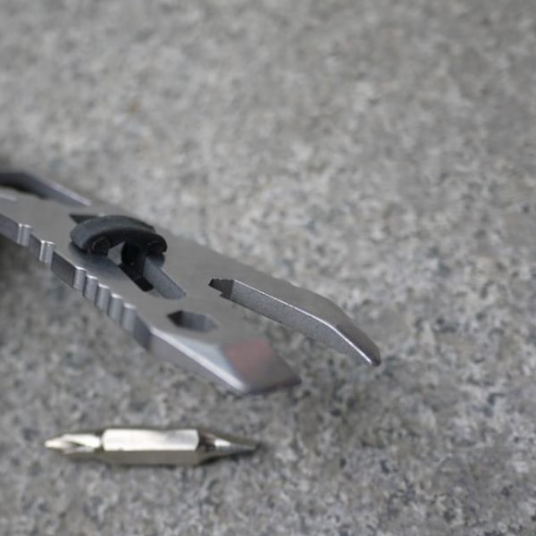 Piranha multifunktionsskruvficka i rostfritt stål Mini Portable Tool