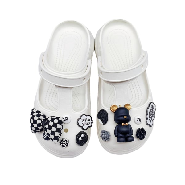 Ihana musta ruudullinen rusetti irrotettavalla kenkäkukkalla (paitsi kengät), nallekoristeella, glitterkorulla ja lahja naisten syntymäpäivälahjaksi