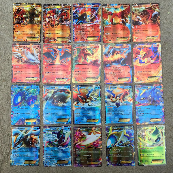 100 st Cartoon Game Card Set TCG Style Card för barn