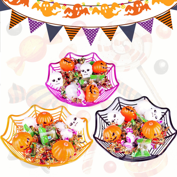 Kreativa spindelnätskakor fruktgodis tallrik korg skål Halloween festdekoration, Halloween fruktfat