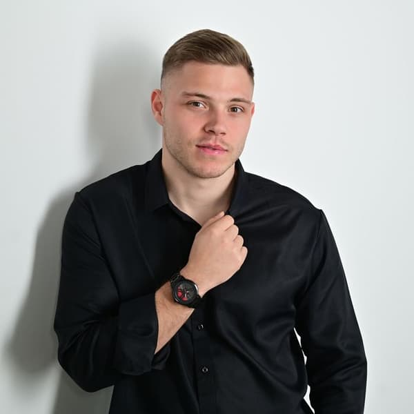 Ur - RAPTOR - Kurt - 42 mm - Sort rustfrit stålarmbånd - Sort/rød urskive Svart