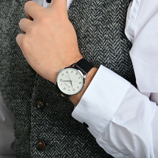 Ur - Malik - Sort læder - Urkasse 41 mm - Vandtæthed 5 ATM Svart