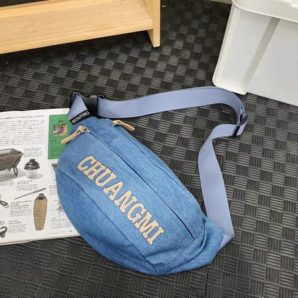Naisten vyölaukku miesten farkkukangas rintalaukku muoti kirjain vyölaukku suuri kapasiteetti crossbody laukku rento vyötärölaukku light blue