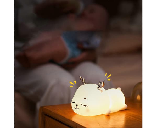 1.  5W Silikon Nattlampe - Søt Hjorteform, Bærbar Barnelampe med Trykkontroll, Smart Timer
