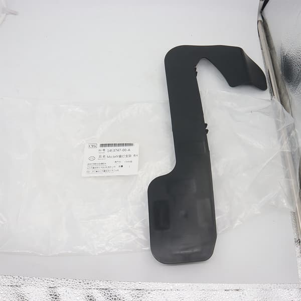 Bildeler 1493747-00-A for Tesla Model Y Front Tåkelys Brakett RH~03270