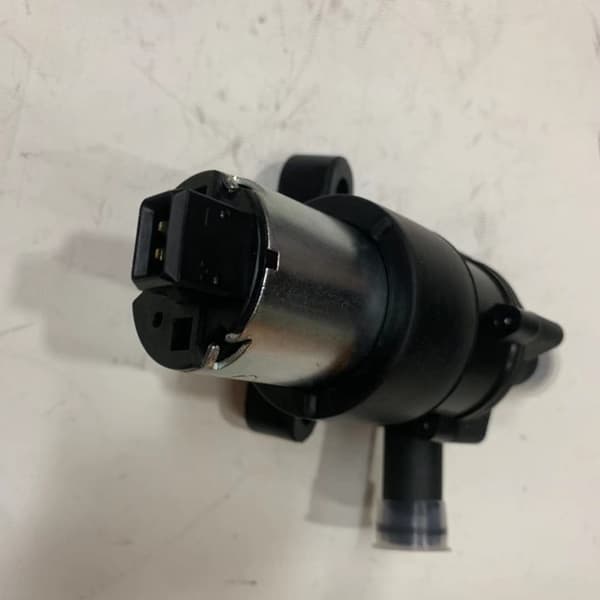 Elektronisk vattenpump extra vattenpump för Jaguar XJR XJ8 C2C6517~02633