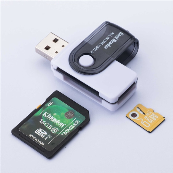 Multifunksjonell 4-i-1 kortleser USB2.0 stor karusell kamerakortleser farge tilfeldig levering