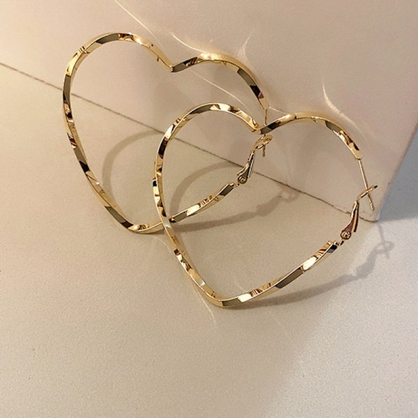 1 par med hjerteformede øredobber med vridd design, elegant og avslappet stil for kvinner - Valentinsdag