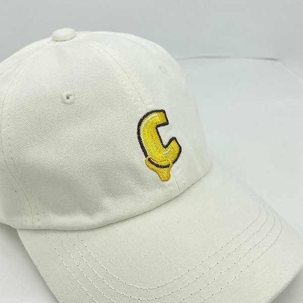 Naisten C-kirjaimellä kirjailtu pehmeä kesähattu, yksinkertainen baseball-lippis miehille (Beige)