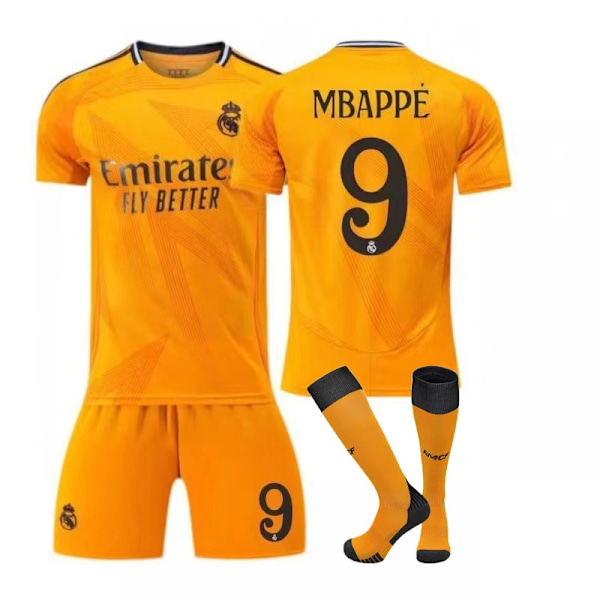 2425 Real Madrid Bortatröja Fotbollsdräkt-Yamal+Strumpor l code