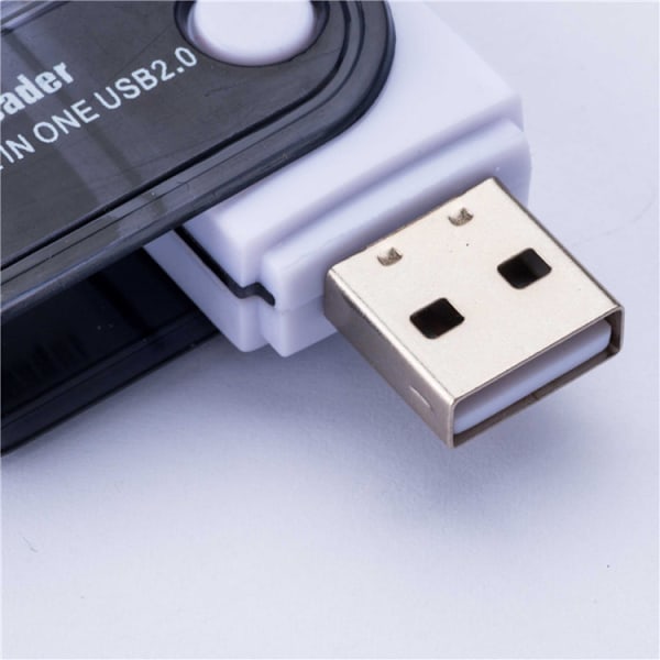 Multifunktionel 4-i-1 kortlæser USB2.0 stor karrusel kamerakortlæser farve tilfældig levering