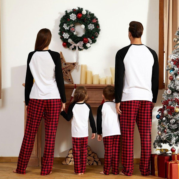 Matchande familj barnpyjamas set jul pyjamas brevtryck topp och rutig byxa pyjamas nattkläder
