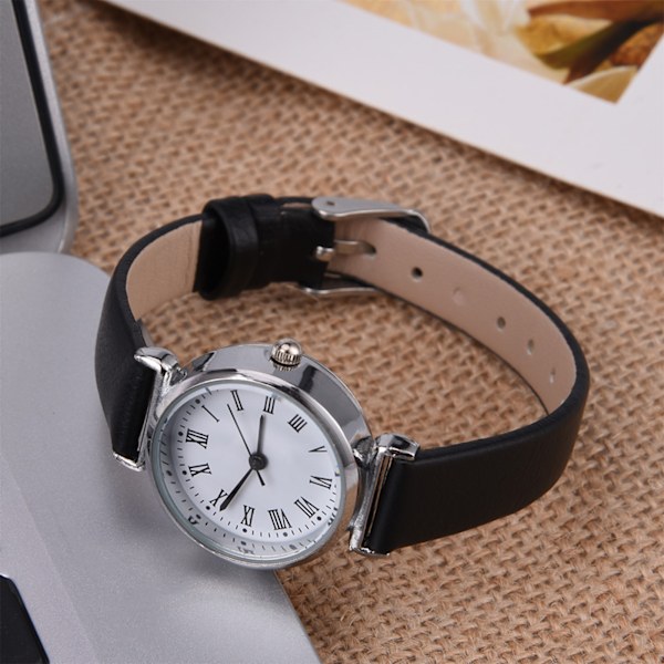 Udsøgt Lille Simpel Mode Dameur Retro Læder Mini Armbåndsur (Sort)