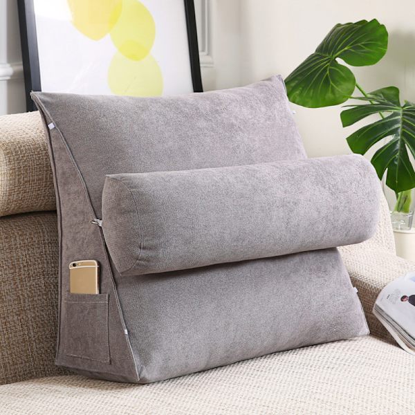 Triangulär kudde soffa midjekudde rökgrå medium storlek med nackstöd 45X45X20