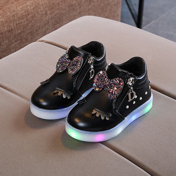 Sportssko til børn pigesko med let LED-belysning trend sort black 28#