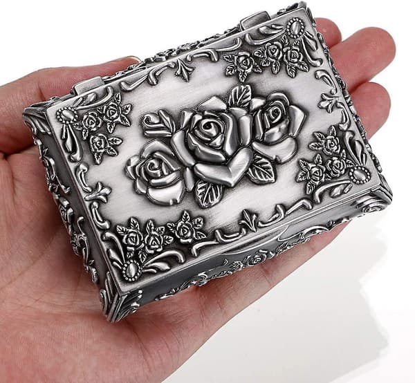Smyckeskrin Ring Örhänge Halsband Antik (liten)
