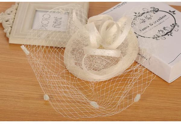 Dam Fascinator Penny Mesh Hatt Fjäder Penny Mesh Hatt för Cocktail Bröllopsfest White