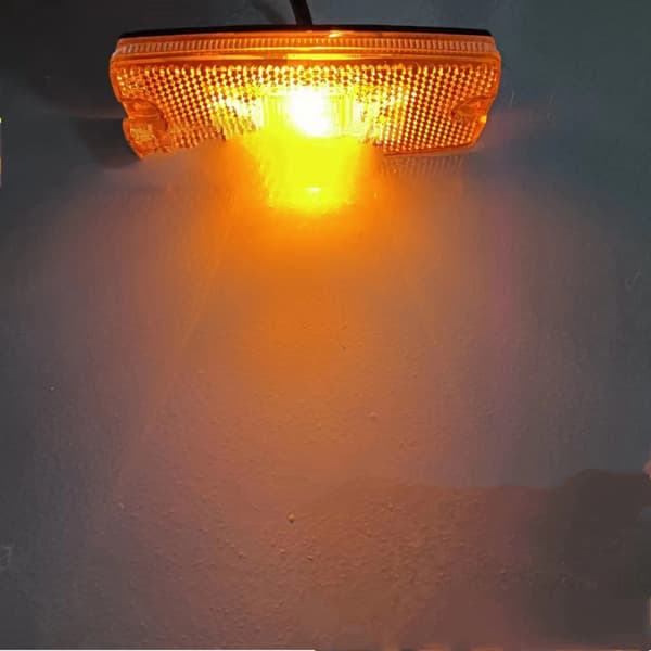 4 stk. 12V/24V orange LED positionslys med reflektor, sidemarkeringslys