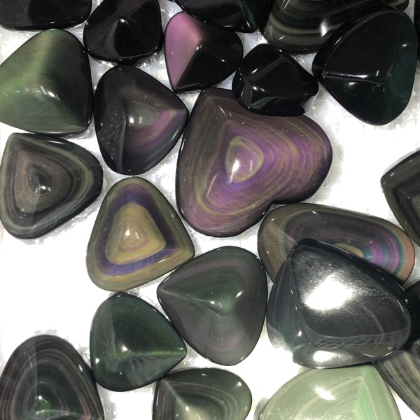 Naturlig regnbåge Obsidian Cat Eyes Quartz Crystal Heart Stones Healing Minerals Exemplar Dekor Present (måste vara i ljuset ！！！) 220-240g