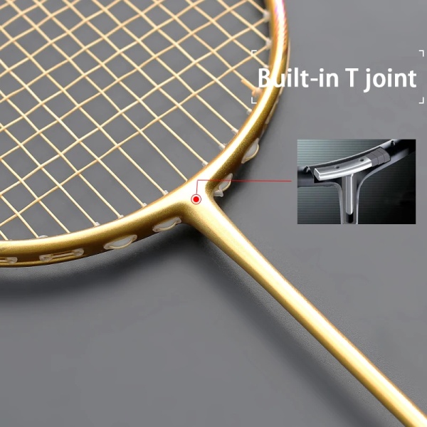Superlätta 8U 65G Badmintonracketar Strung Professional 100% Full Carbon Fiber Racketpåsar Max Spänning 30LBS Padel För Vuxna Black