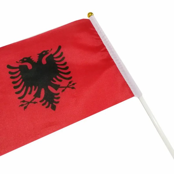 zwjflagshow Albanien Handflagga 14*21cm 100st polyester Albanien Liten Handviftande flagga med plastflaggstång för dekoration Red 14x21cm 100pcs