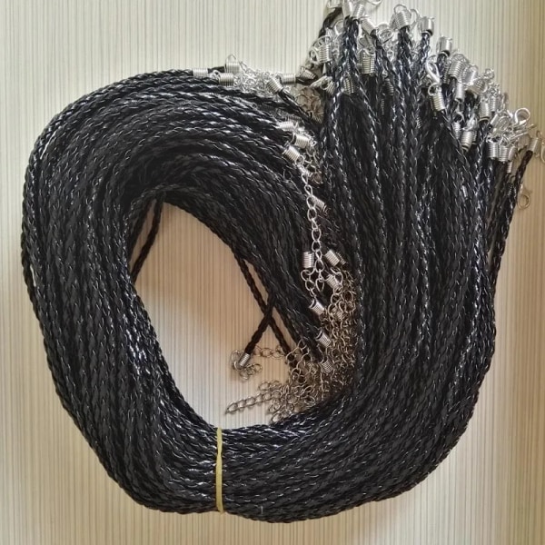 Grossist Bra kvalitet 3mm Svart snodd form Lädersnöre Halsband Rep 45cm Kedja Hummerlås DIY Smycken Tillbehör 100st
