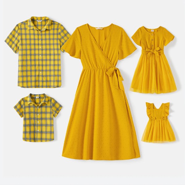 Familjematchande outfits 100 % bomull Gula rutiga skjortor och solid surplicerad hals med volangärm Självknyta klänningar Yellow Baby Girl 6-9M