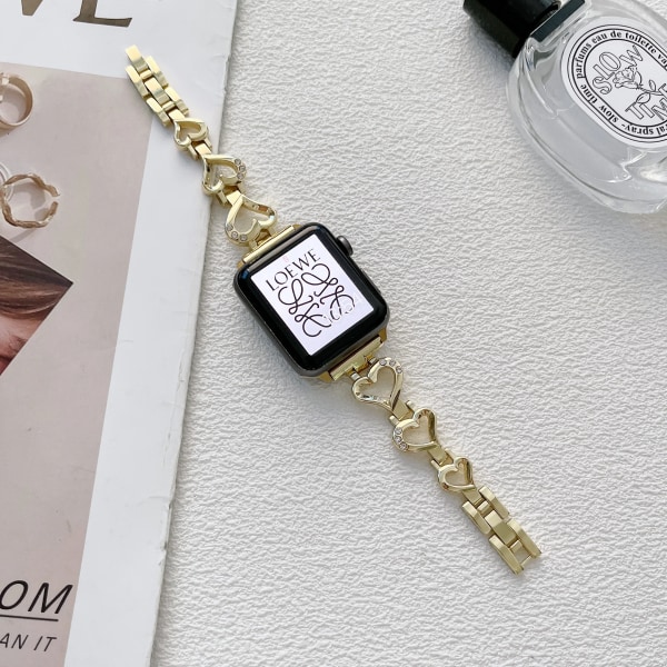 Hjärtformad metall diamantrem för Apple watch 8 7 45mm 41mm 49mm armband för kvinnor för iwatch 6 5 4 SE 3 44-42-40mm Gold iwatch Ultra 49mm