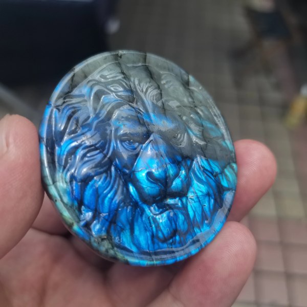 60mm naturlig labradoritkristall snidade djur Lejonet Healing Lucky Gems Presenthänge 1st